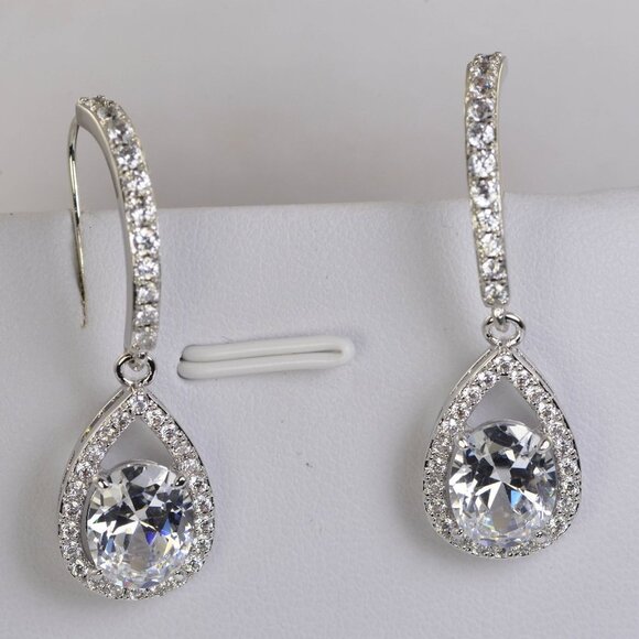 Jewelry - Luxury CZ Trendy Halo Brilliant Drop Dangle Earrings